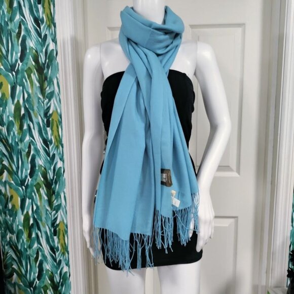 Nordstrom 100% Cashmere Pashmina Light Blue With Fringe Women's Scarf, NWT - Picture 1 of 8